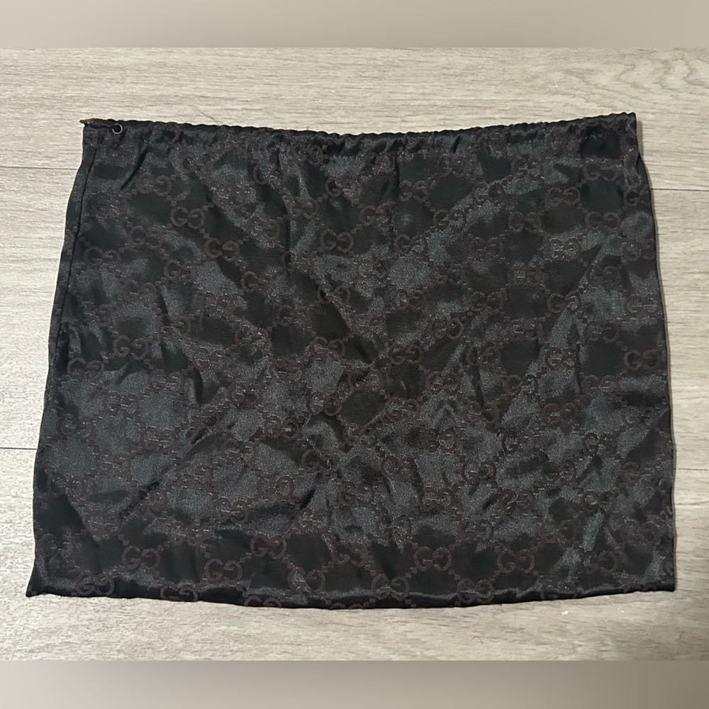 Gucci dust bag